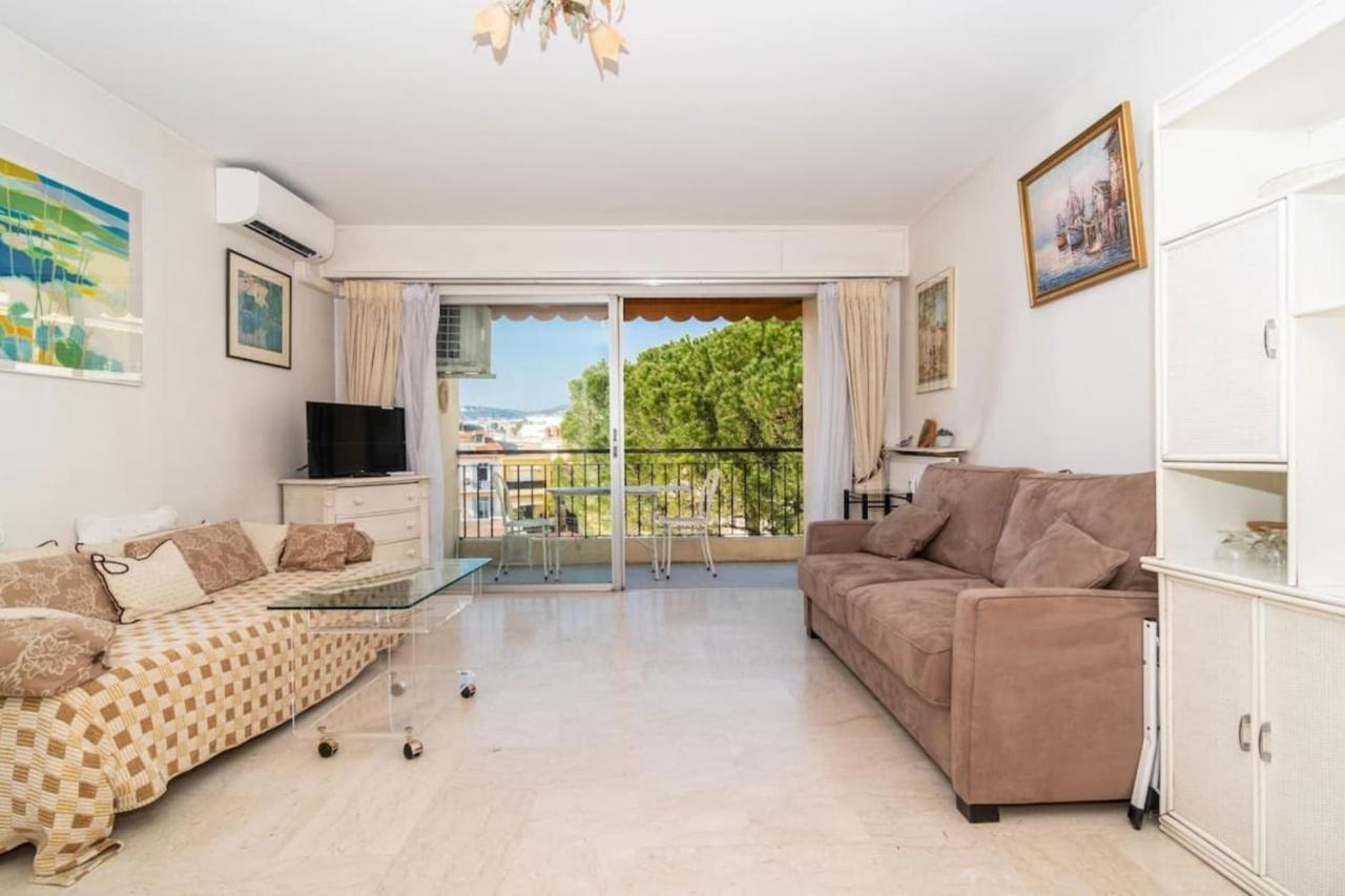 Cosy Center Beaches Shopping And Congresses Live In Merle Appartement