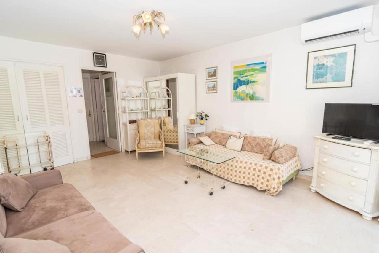 Appartement Cosy Center Beaches Shopping And Congresses Live In Merle